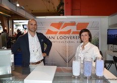 Philippe Gers and Joke van Roosbroeck (Van Looveren). Next to horticultural glass they also offer polycarbonate panels.